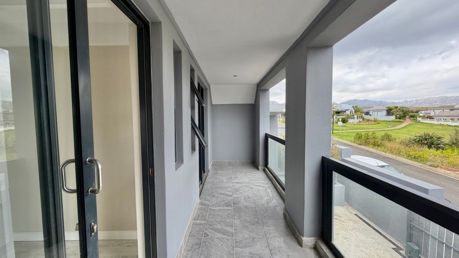 6 Bedroom Property for Sale in Fernwood Western Cape